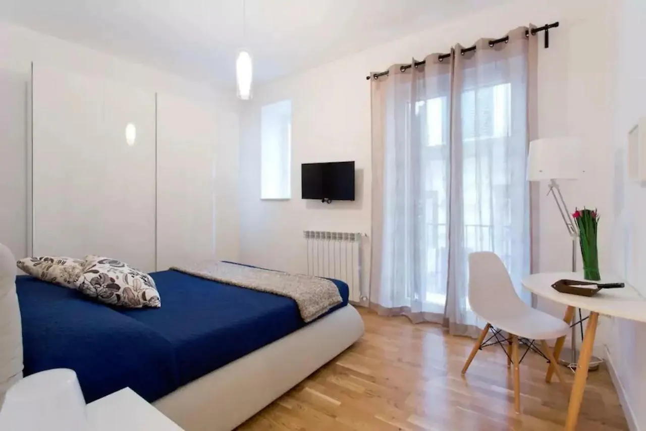 Bb4U Apartments Palermo Italia